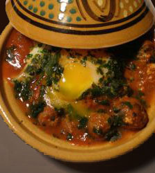 Tajine de kefta aux oeufs  Cuisine Marocaine